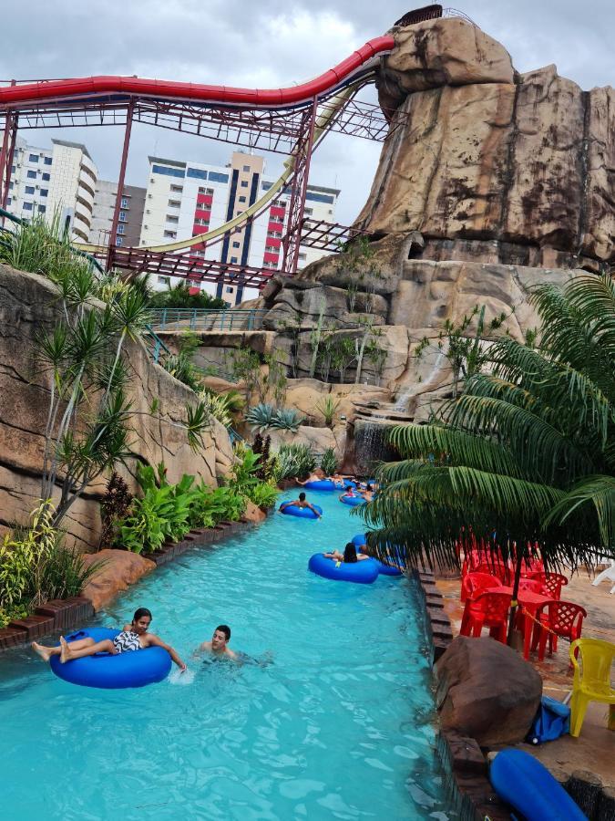 Piazza Splash Acquapark Vacation Калдас-Новас Экстерьер фото